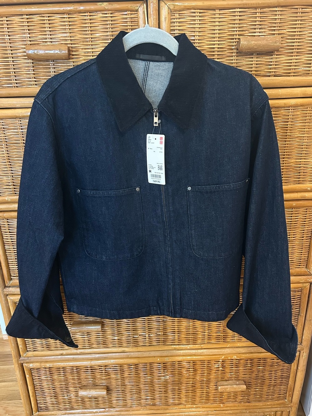 Uniqlo zip-up short jacket in navy/rinse/dark denim - new with tags - Picture 7 of 10